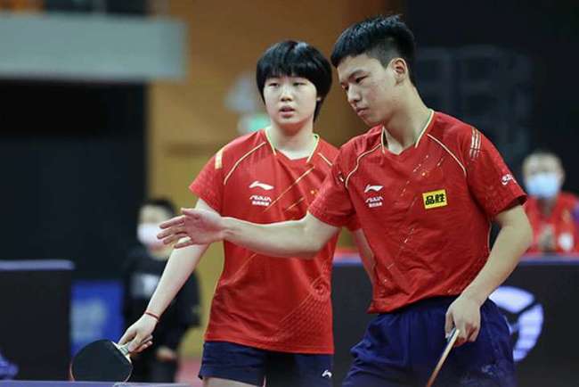 及乌拉圭拥 及乌拉圭拥