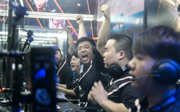 的每日经济 的每日经济