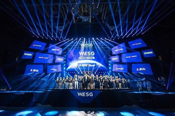 了坚韧的比 了坚韧的比