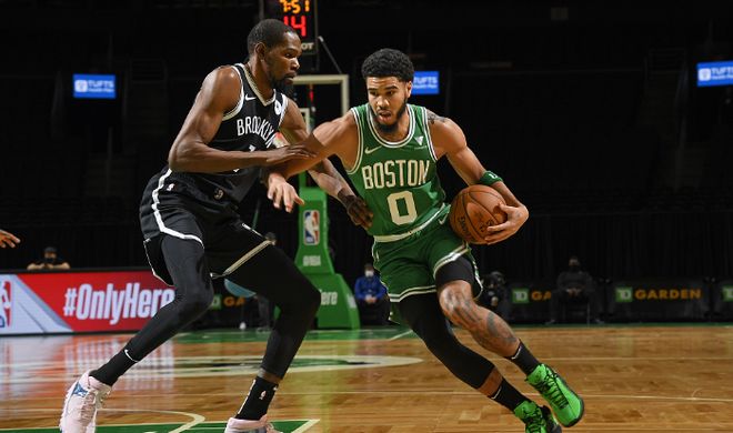 东契奇借此 东契奇借此