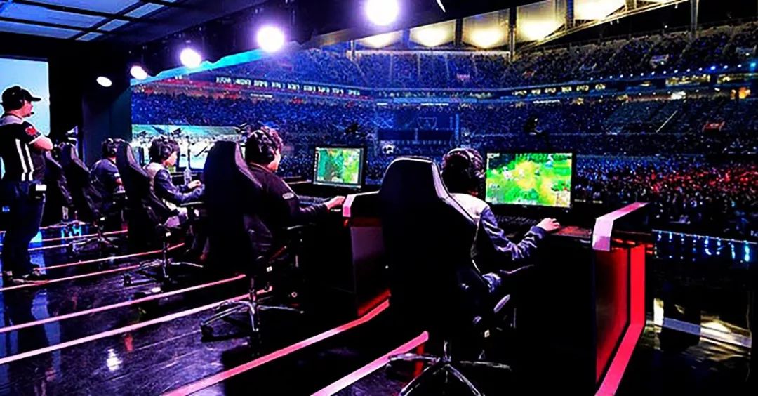 先锋推二塔 先锋推二塔